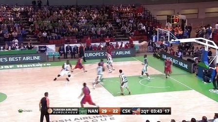 主场0-2告负，皇马各项赛事对塞尔塔19场不败和11连胜被终结（主场0-2不敌，皇马对塞尔塔各项赛事19场不败与11连胜纪录告终）