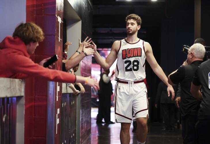 曼联中场组织乏力（曼联中场串联能力不足）