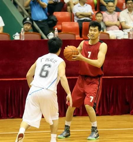 托纳利：我们把握机会不够好，然后每过一分钟比赛就会更沉重（托纳利：机会把握不佳，越到后面比赛越沉重）