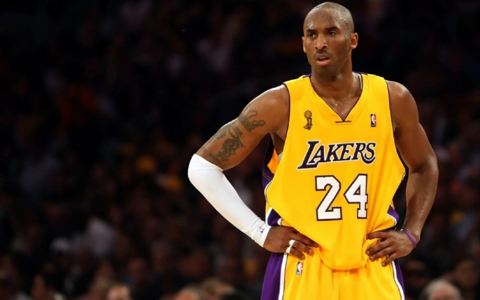 依然美凌格，樊振东夺冠后上演姆巴佩同款庆祝动作（樊振东夺冠后致敬姆巴佩，复刻标志性庆祝动作）