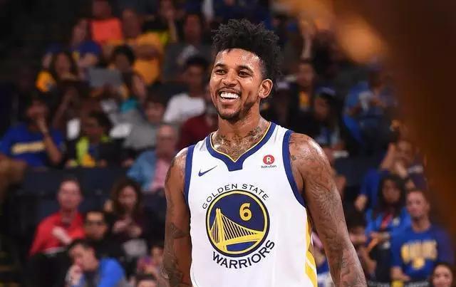 因斯：国米要小心利物浦，别以为他们现在混乱不堪就容易对付（因斯告诫国米：利物浦看似混乱，绝不可轻敌）