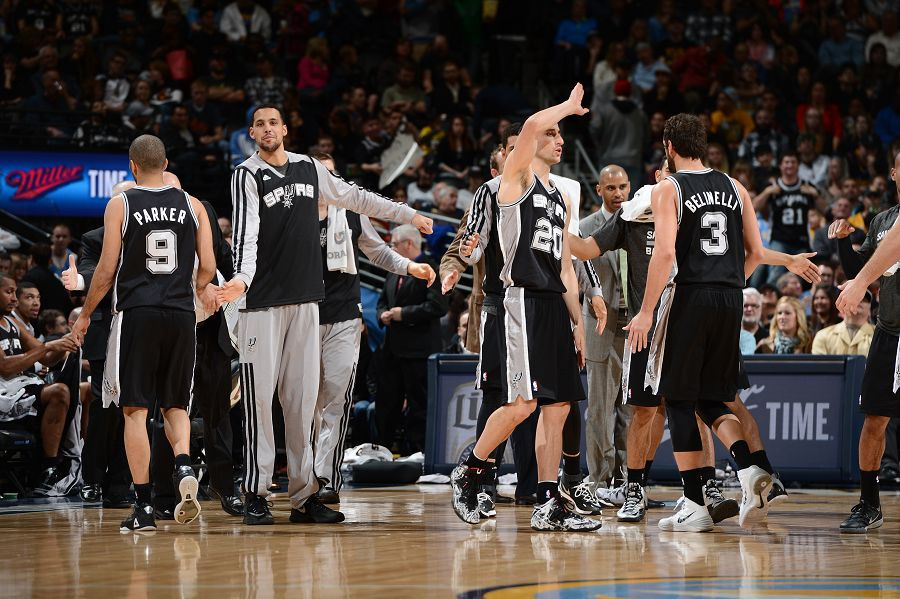 内马尔父亲：内马尔伤势还没确认，我们还没收到影像检查结果（内马尔父亲：伤情仍待确认，影像检查结果尚未收到）